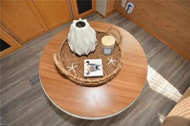 3665 Sandpiper RD # 222, Virginia Beach, VA 23456