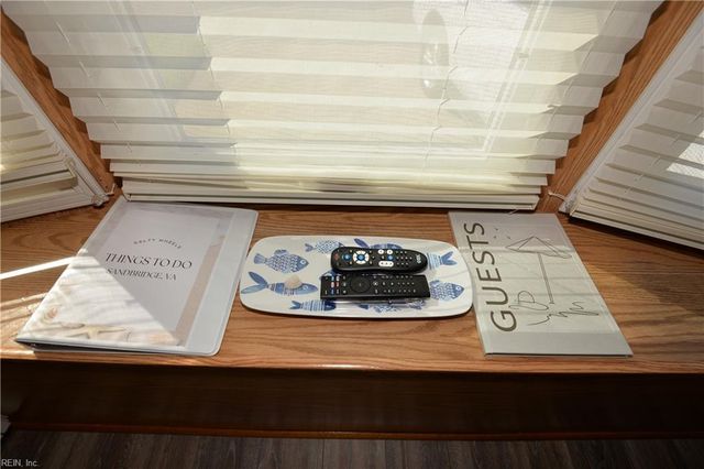 3665 Sandpiper RD # 222, Virginia Beach, VA 23456