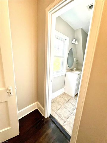 210 Pennsylvania Ave Apt 2, Norfolk, VA 23504