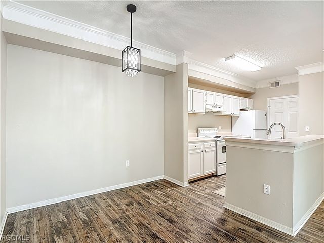 11490 Villa Grand 205, Fort Myers, FL 33913