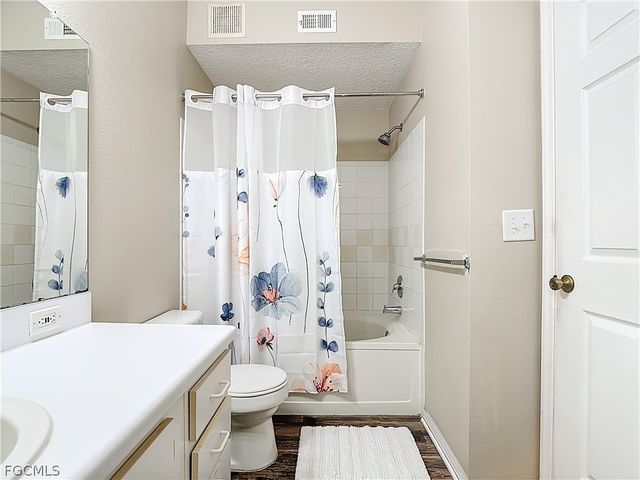 11490 Villa Grand 205, Fort Myers, FL 33913