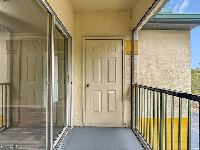 11490 Villa Grand 205, Fort Myers, FL 33913