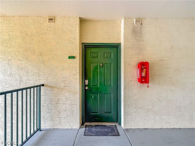 11490 Villa Grand 205, Fort Myers, FL 33913