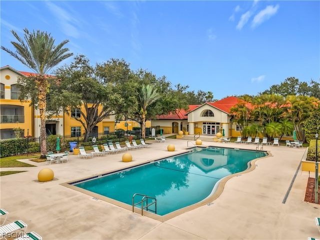 11490 Villa Grand 205, Fort Myers, FL 33913