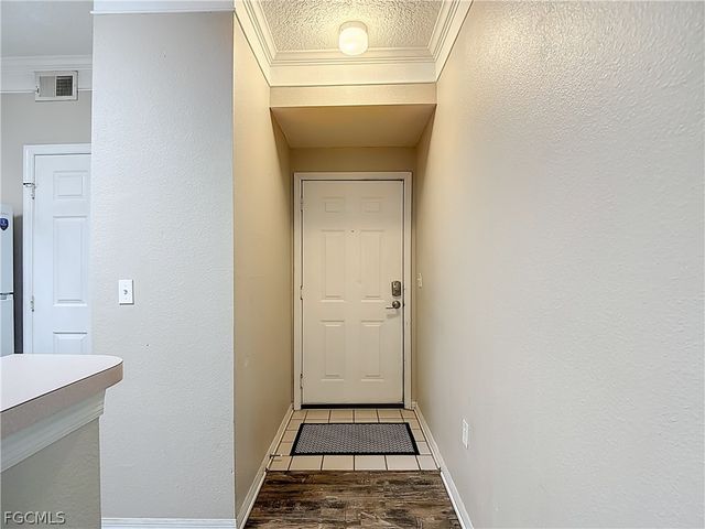 11490 Villa Grand 205, Fort Myers, FL 33913