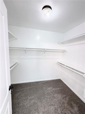 1101 E 18th Street, Kearney, MO 64060