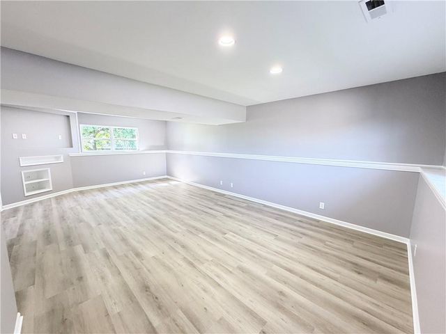 1101 E 18th Street, Kearney, MO 64060