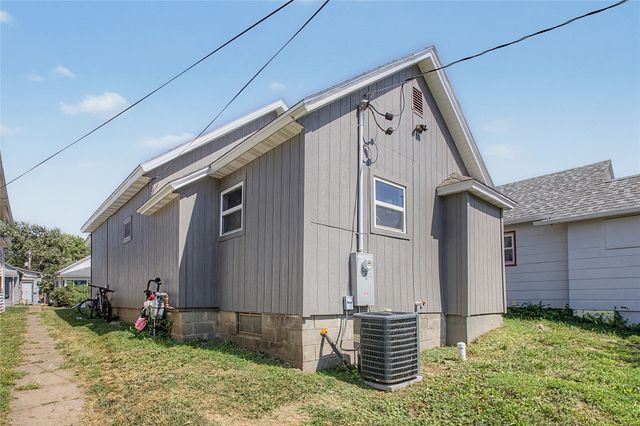 304 N Elm Street, Creston, IA 50801