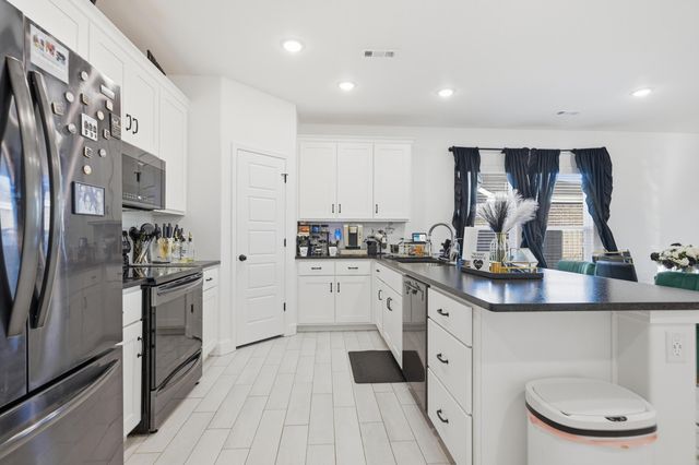 306 Sophia Jane Lane, Duenweg, MO 64841