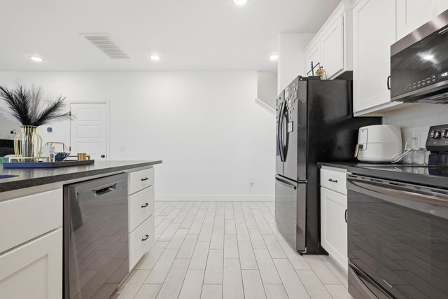 306 Sophia Jane Lane, Duenweg, MO 64841