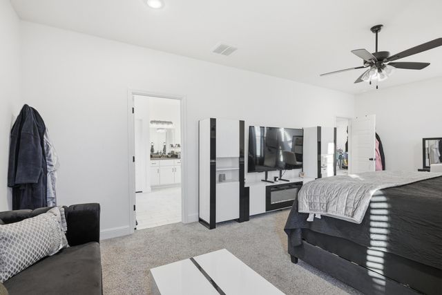 306 Sophia Jane Lane, Duenweg, MO 64841