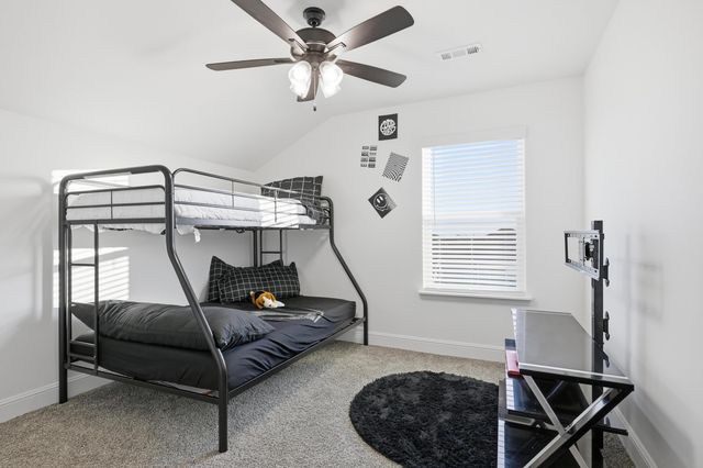 306 Sophia Jane Lane, Duenweg, MO 64841