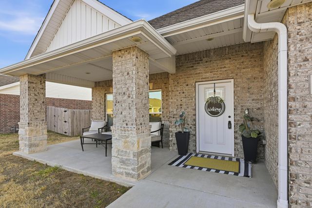 306 Sophia Jane Lane, Duenweg, MO 64841