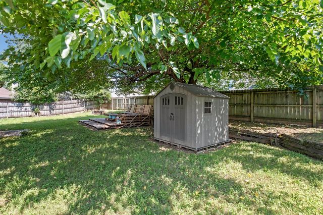 8251 RIVER CREEK CV, Memphis, TN 38016