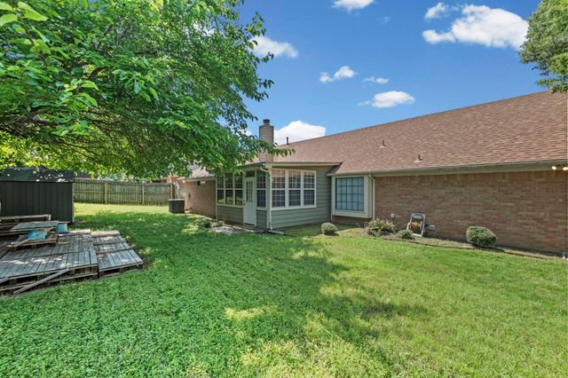 8251 RIVER CREEK CV, Memphis, TN 38016