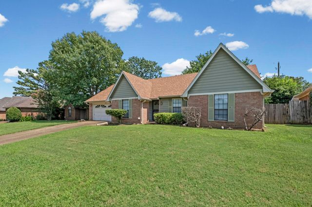 8251 RIVER CREEK CV, Memphis, TN 38016