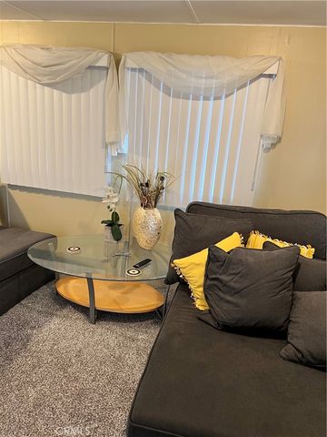 35080 Chandler Ave. 11, Calimesa, CA 92320