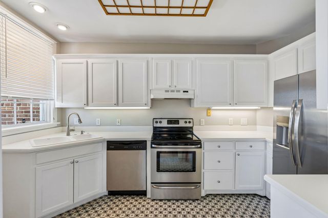 212 Calhoun Street C, Charleston, SC 29401