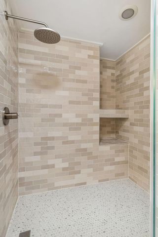 212 Calhoun Street C, Charleston, SC 29401