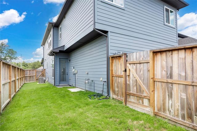 11702 Claro Forest Lane, Humble, TX 77346