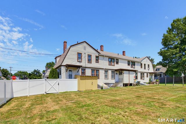 154 Cooper Hill Street 154, Manchester, CT 06040