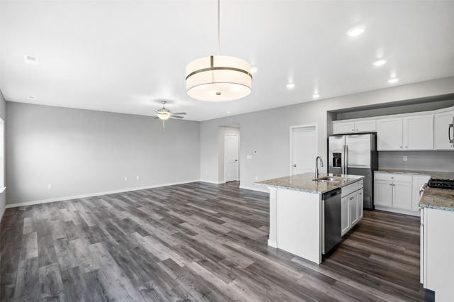 1437 Winterberry Lane, North Liberty, IA 52317