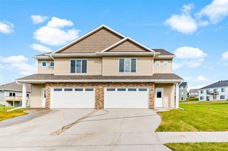 1437 Winterberry Lane, North Liberty, IA 52317