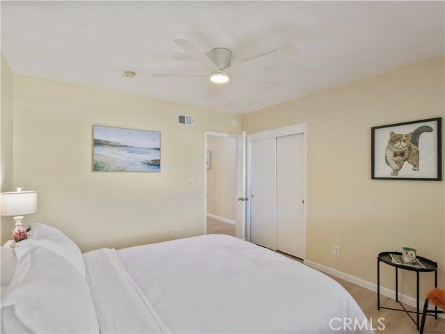 15354 Runnymede Street, Van Nuys (los Angeles), CA 91406