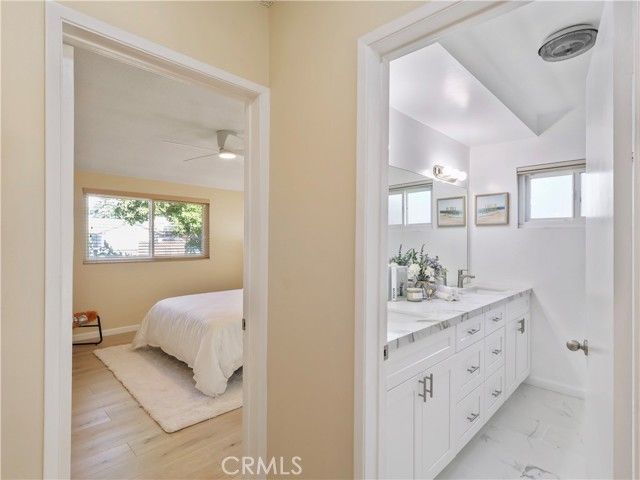15354 Runnymede Street, Van Nuys (los Angeles), CA 91406