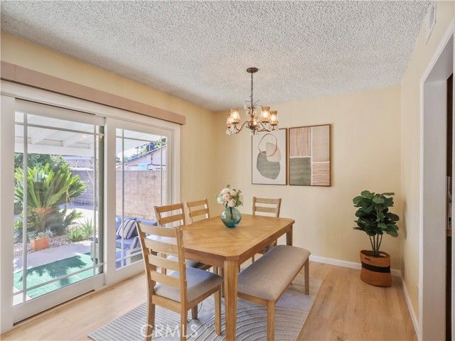 15354 Runnymede Street, Van Nuys (los Angeles), CA 91406