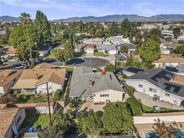 15354 Runnymede Street, Van Nuys (los Angeles), CA 91406