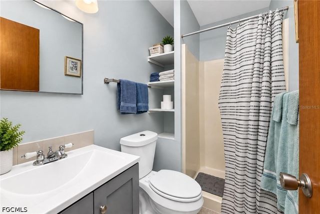 30 Desert Candle CIR, Lehigh Acres, FL 33936