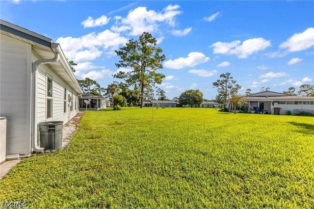 30 Desert Candle CIR, Lehigh Acres, FL 33936