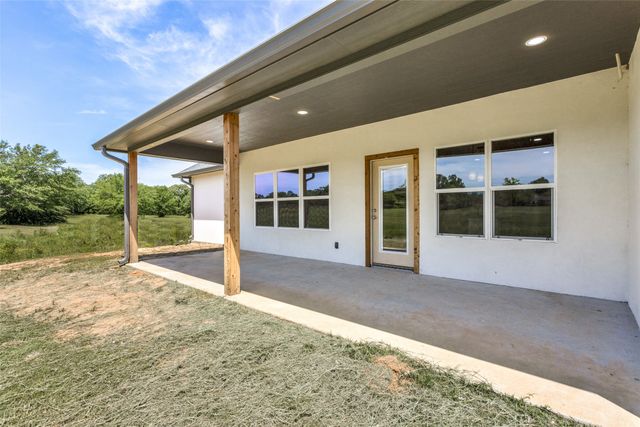 2909 Blue Heron Circle, Mt Pleasant, TX 75455