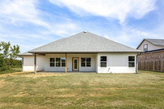 2909 Blue Heron Circle, Mt Pleasant, TX 75455