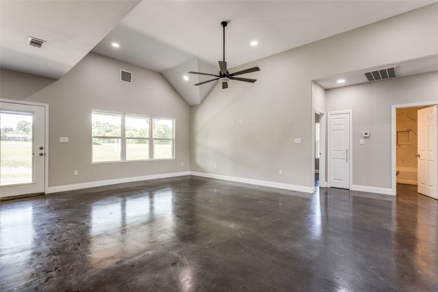 2909 Blue Heron Circle, Mt Pleasant, TX 75455
