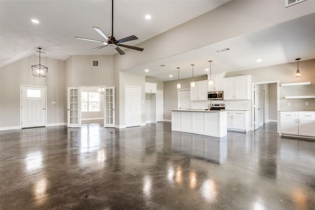 2909 Blue Heron Circle, Mt Pleasant, TX 75455