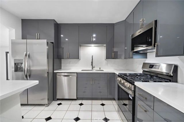 408 Diana, Fullerton, CA 92833