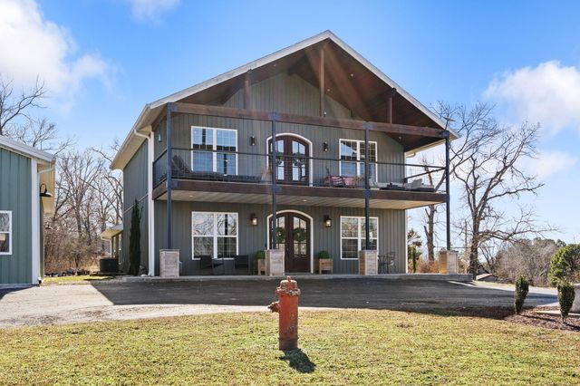 546 Buttermilk Springs, Galena, MO 65656