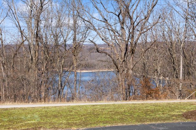 546 Buttermilk Springs, Galena, MO 65656