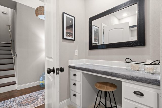 546 Buttermilk Springs, Galena, MO 65656