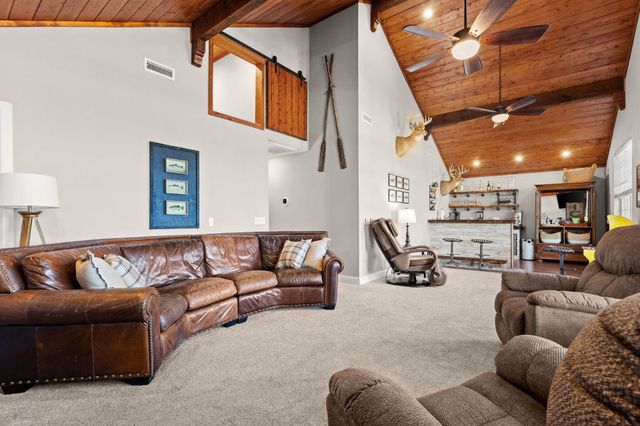 546 Buttermilk Springs, Galena, MO 65656