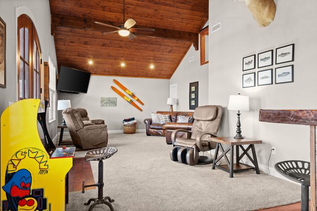 546 Buttermilk Springs, Galena, MO 65656