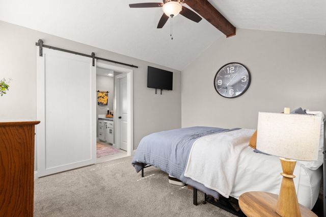 546 Buttermilk Springs, Galena, MO 65656