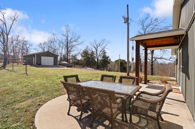 546 Buttermilk Springs, Galena, MO 65656