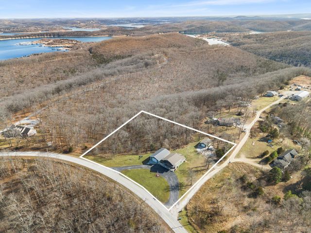 546 Buttermilk Springs, Galena, MO 65656