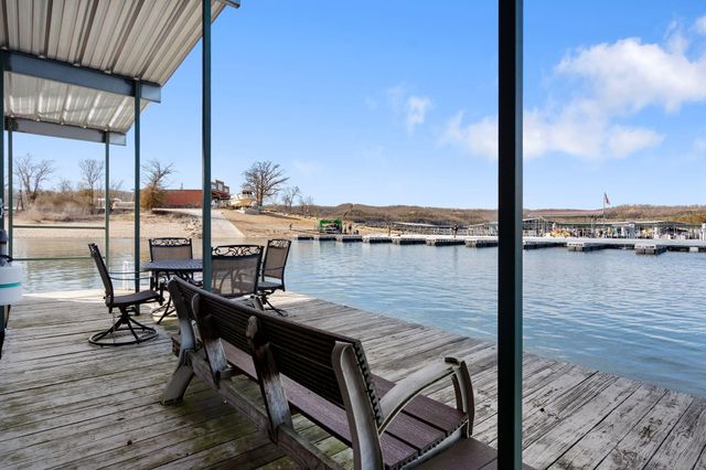 546 Buttermilk Springs, Galena, MO 65656