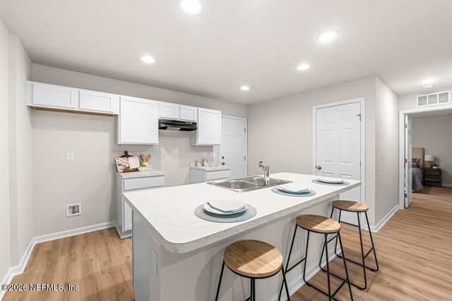 1541 W 15TH Street, Jacksonville, FL 32209