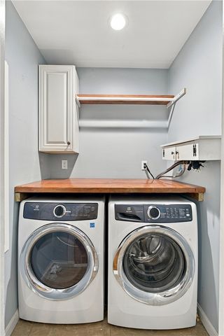 60 Charles Street, Bristol, RI 02809