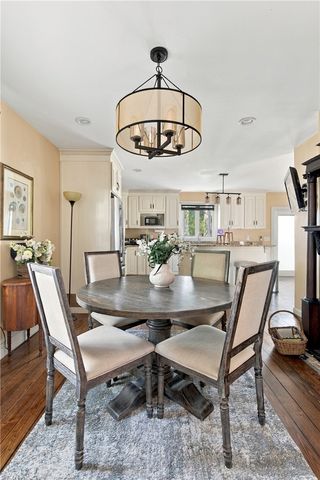 60 Charles Street, Bristol, RI 02809